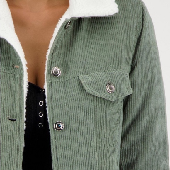 City Beach, Used “Axel Cord Jacket” (Never Worn) - Picture 4 of 6